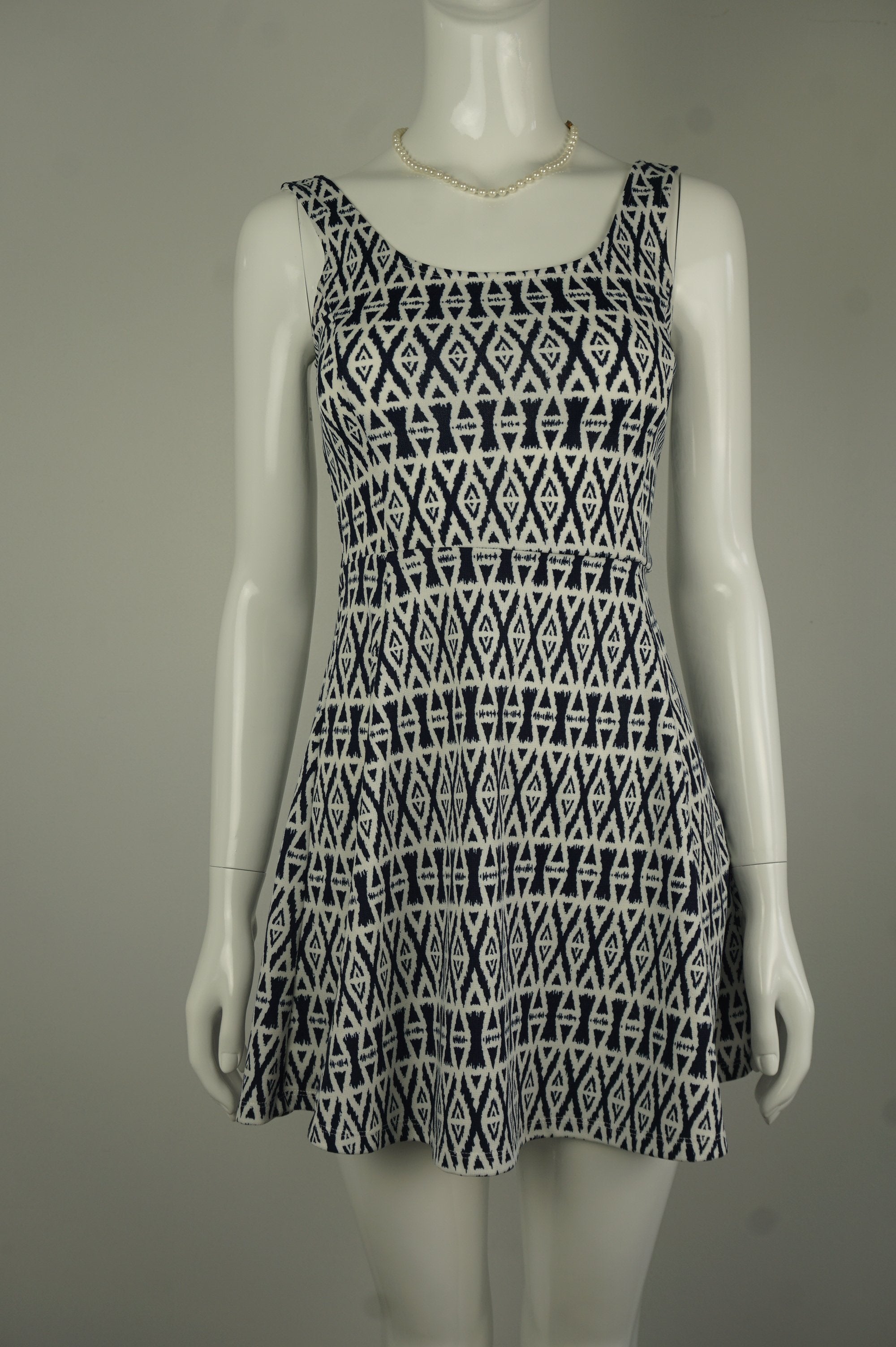 H&M Navy Blue and White Patterned Fit and Flare Mini Dress  , You just RSVP'd to that BBQ party on the beach and are looking for a cute dress to impress? We think this simple short fit and flare dress with squared neck is perfect for you!, Blue, White, 2 way stretch fabric, women's Dresses & Rompers, women's Blue, White Dresses & Rompers, H&M women's Dresses & Rompers, Fit and flare mini dress, fit and flare short dress with squared neck, dorotea square neck fit and flare dress