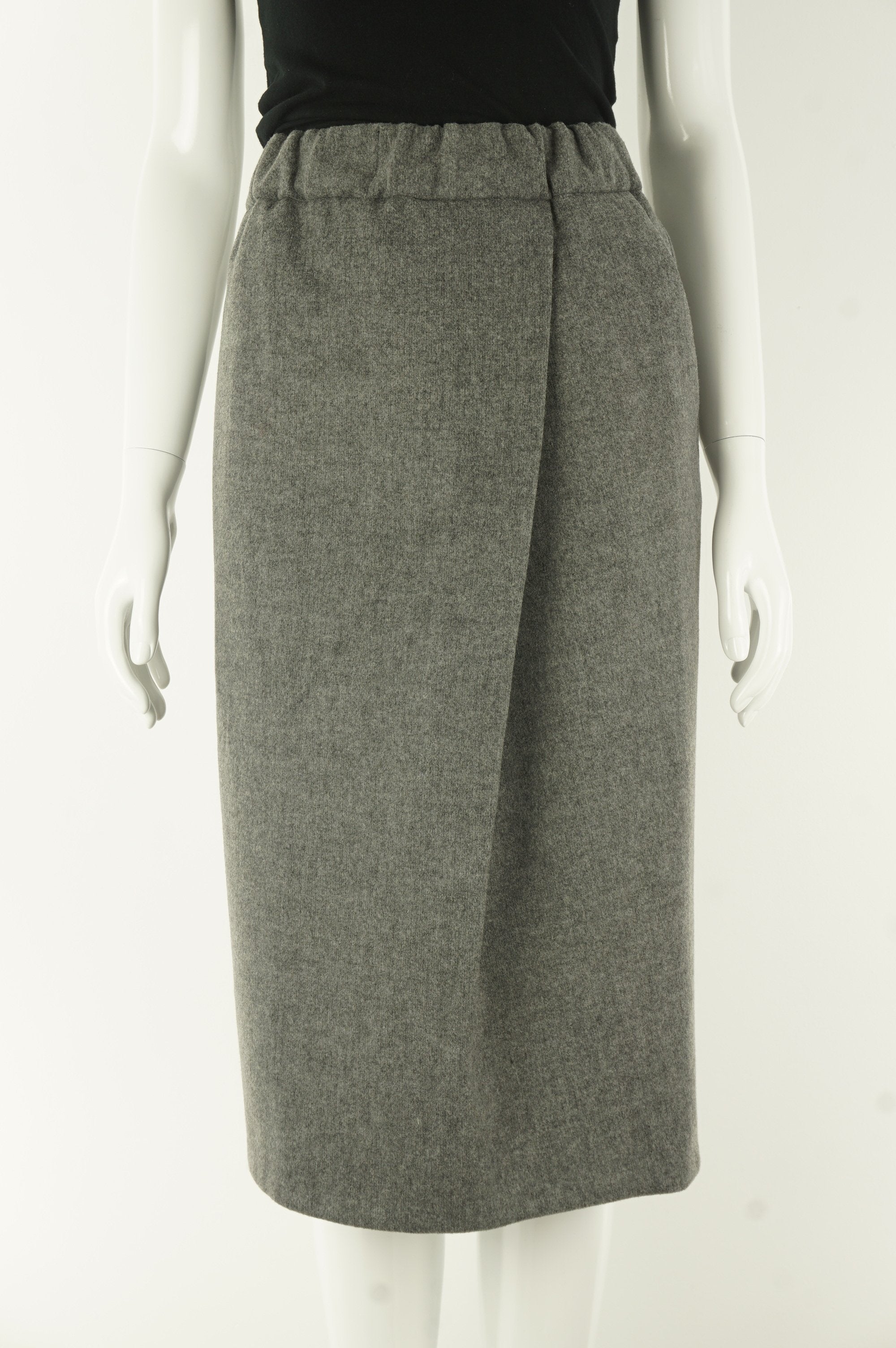 Le Fou Wilfred Wool Winter Pencil Skirt, Sitting in the office the whole day but still have to embrace the cold while walking to lunch? This wool skirt covers it all. Not even mentioning the comfortable elastic waistband!, Grey, 43% Polyester, 22% wool, 19% viscose, 7% polyamide, 6% cotton, 3% elastane, women's Skirts & Shorts, women's Grey Skirts & Shorts, Le Fou Wilfred women's Skirts & Shorts, women's winter warm wrap skirt, Aritzia women's wool wrap skirt