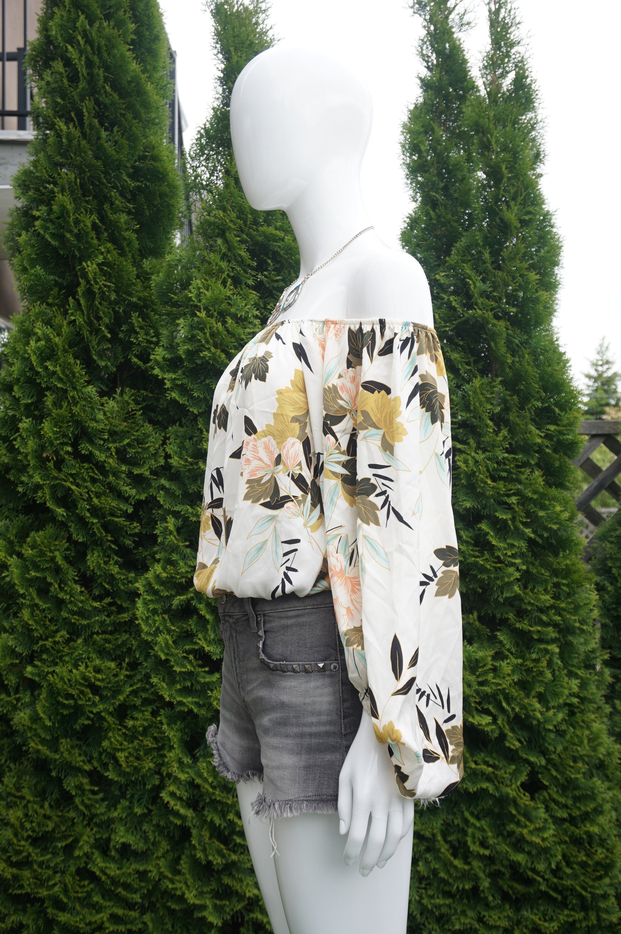 Zara Floral Off Shoulder Long Sleeve Bodysuit Top – Elli Share