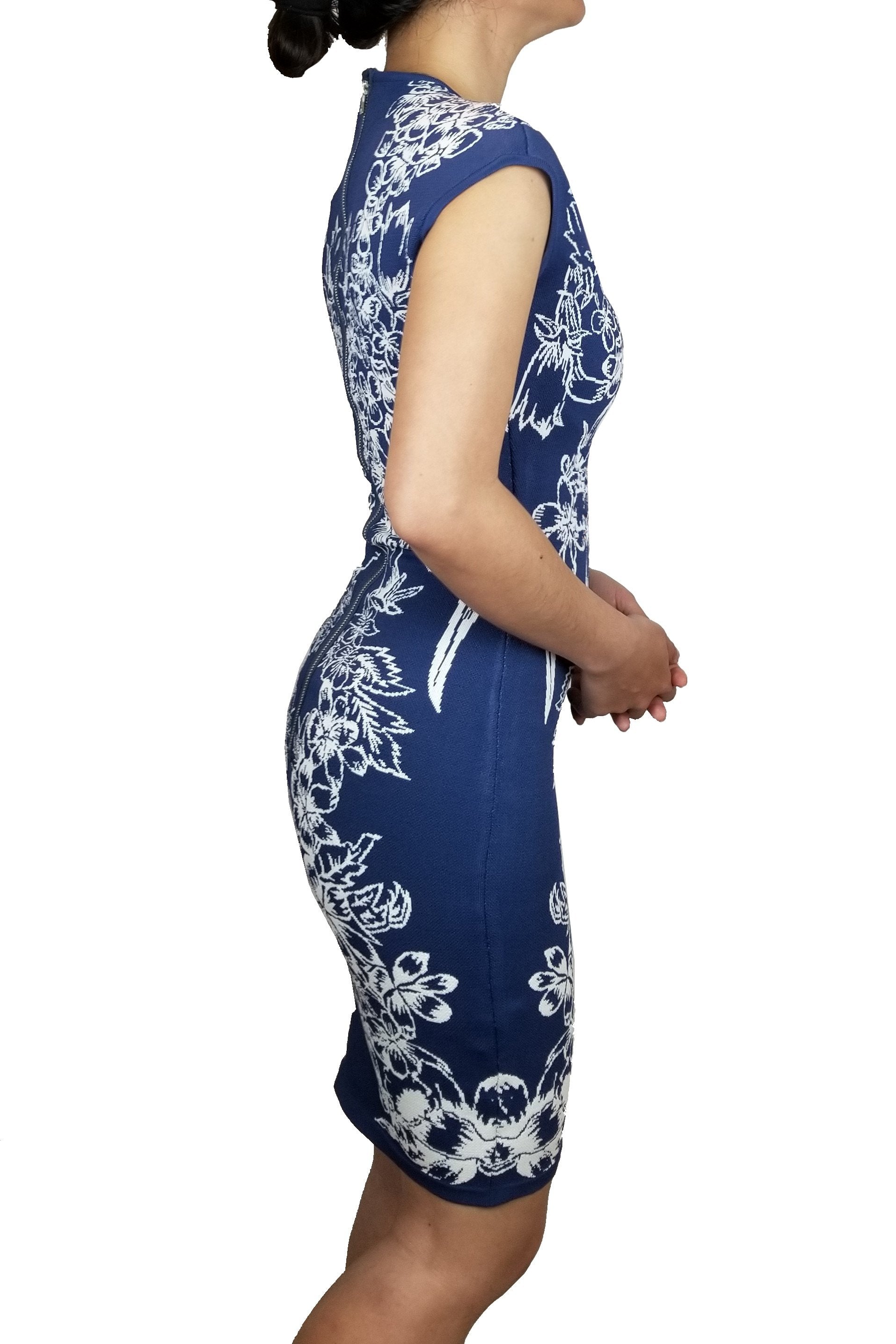 BCBGMAXAZRIA Elegant Bodycon Floral Dress , Very unique white and blue floral design. Ridiculously flattering bodycon fit that traces your silhouette. Thick fabric with slight stretch. Fits small, Blue, White, 86% Rayon, 13% Nylon, 1% Spandex, dress, fashion, women's bodycon fit dress, extra small women's dress, women's flattering body hugging dress, women's flower dress with thick fabric, featured